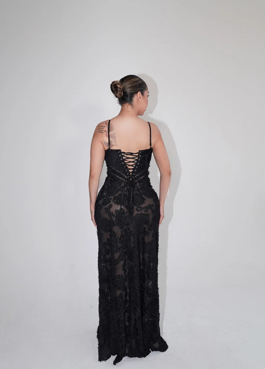 שמלת דגם נארי – לנשים בעיצוב אלגנטי מבית ʟᴜɴᴀʀᴇ