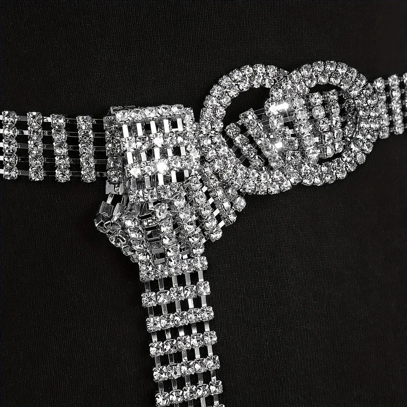 חגורת פוינט- חגורה אלגנטית לנשים, מתאימה לערב וליום יום 