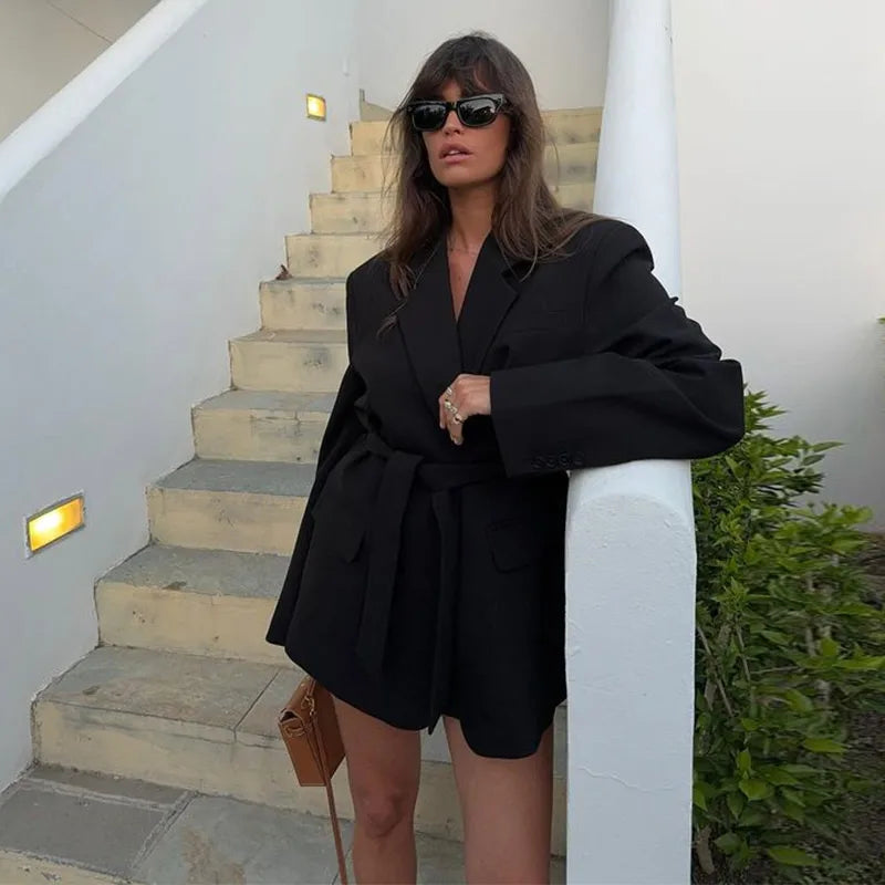 חליפת נואר פריז – לנשים בעיצוב אלגנטי מבית ʟᴜɴᴀʀᴇ