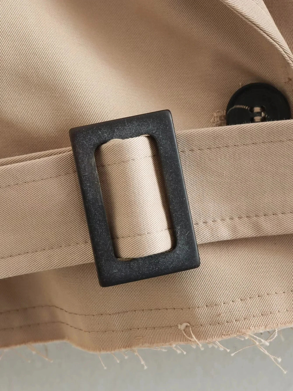 ג'קט טרנץ' קצר עם קשירה – לנשים בעיצוב אלגנטי מבית ʟᴜɴᴀʀᴇ