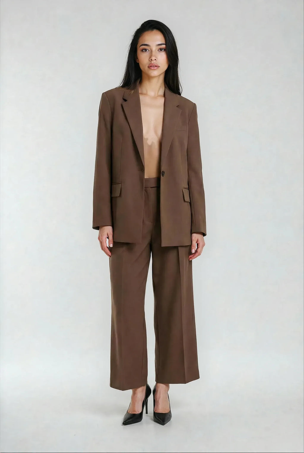 חליפת אמבר – לנשים בעיצוב אלגנטי מבית ʟᴜɴᴀʀᴇ