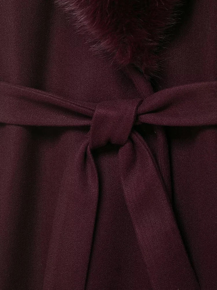 מעיל אמבר לנשים בעיצוב יוקרתי, גזרה מחמיאה ובד איכותי למראה אלגנטי