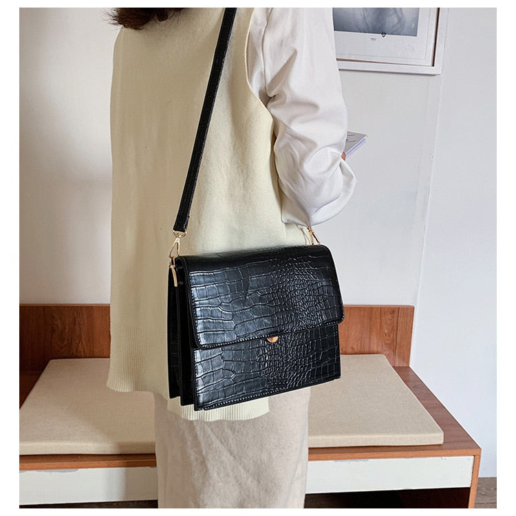 תיק דגם תהל – לנשים בעיצוב אלגנטי מבית ʟᴜɴᴀʀᴇ