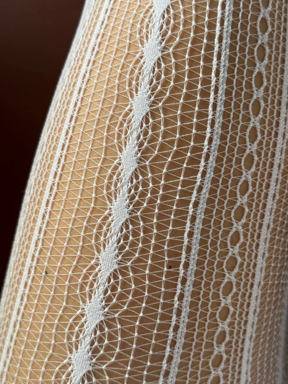 גרביון פסים לבן – לנשים בעיצוב אלגנטי מבית ʟᴜɴᴀʀᴇ